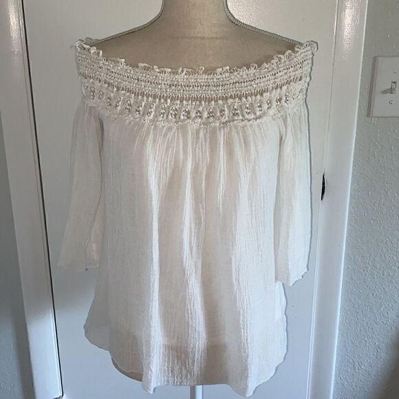 Bailey 44 gauze and crochet off the shoulder top - Picture 4 of 4